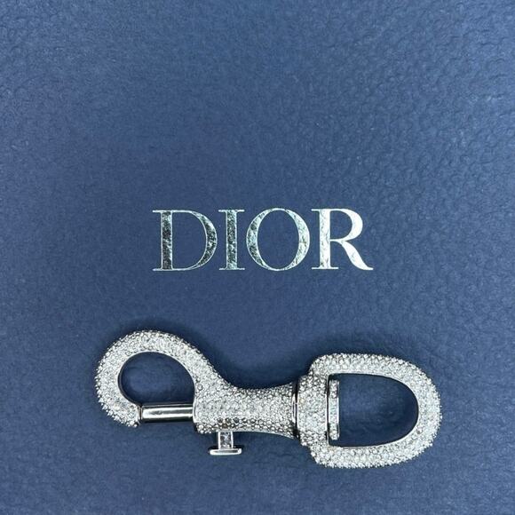 New Christian Dior Crystal Rhinestone Silver Spring Loaded Key Clip Bag Charm 3” - Picture 1 of 9